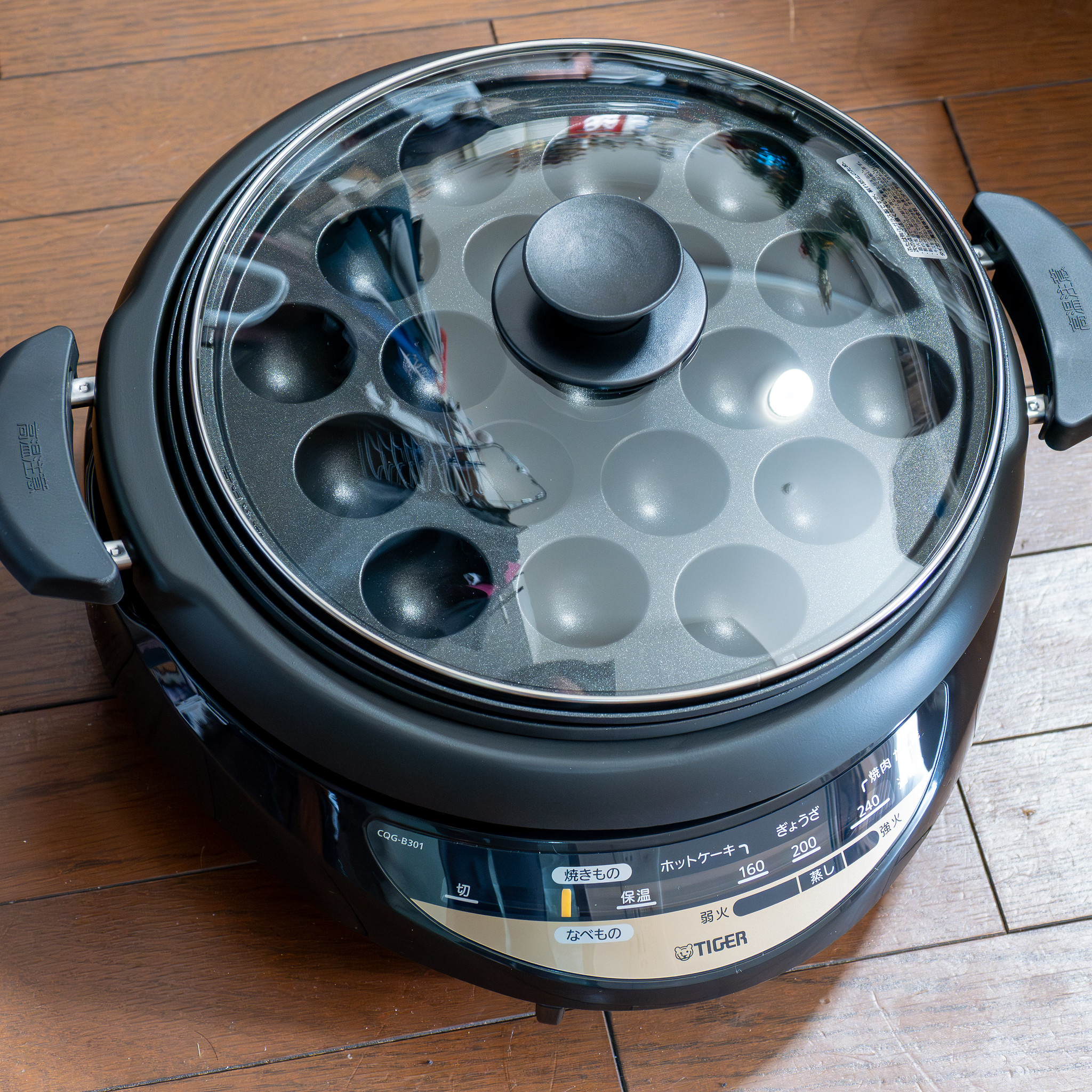 冬は鍋だね タイガー グリルなべ 3枚タイプ ブラウン CQG-B301T