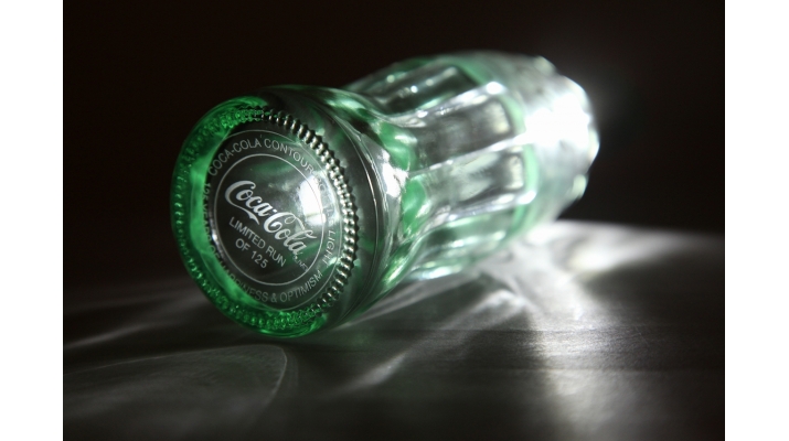 コカ・コーラとセレクトリサイクルショップ「パスザバトン」が