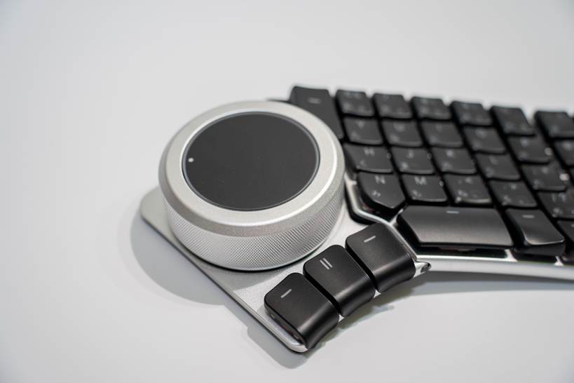 モジュール交換式の分割キーボード「Naya Create」日本語配列モデルが