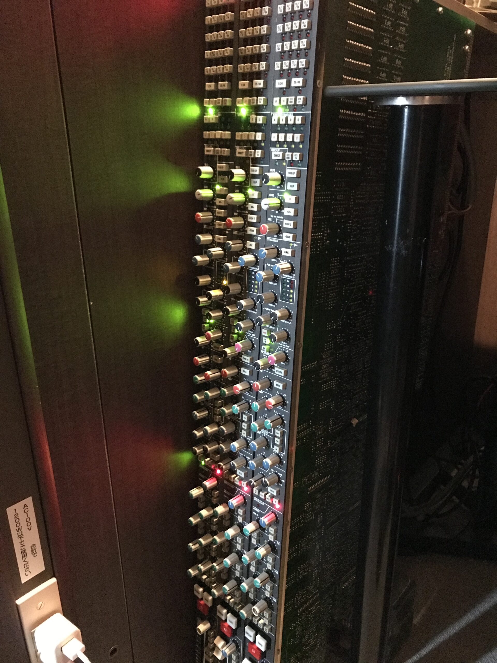 SSL9000EQ実機の操作感レビュー！4000EとGの2タイプが選べるという