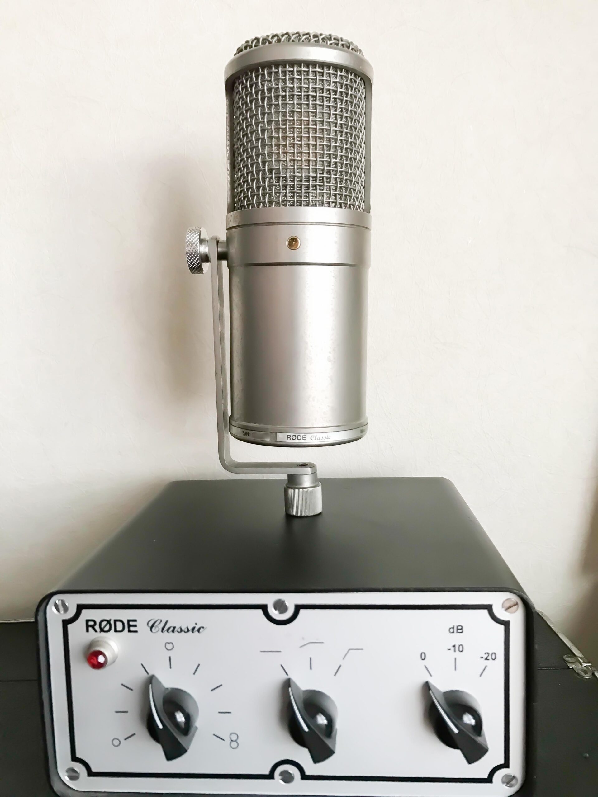 RODE NT2-Aの使用レビュー！コンデンサーマイクの衝撃を初めて味わった