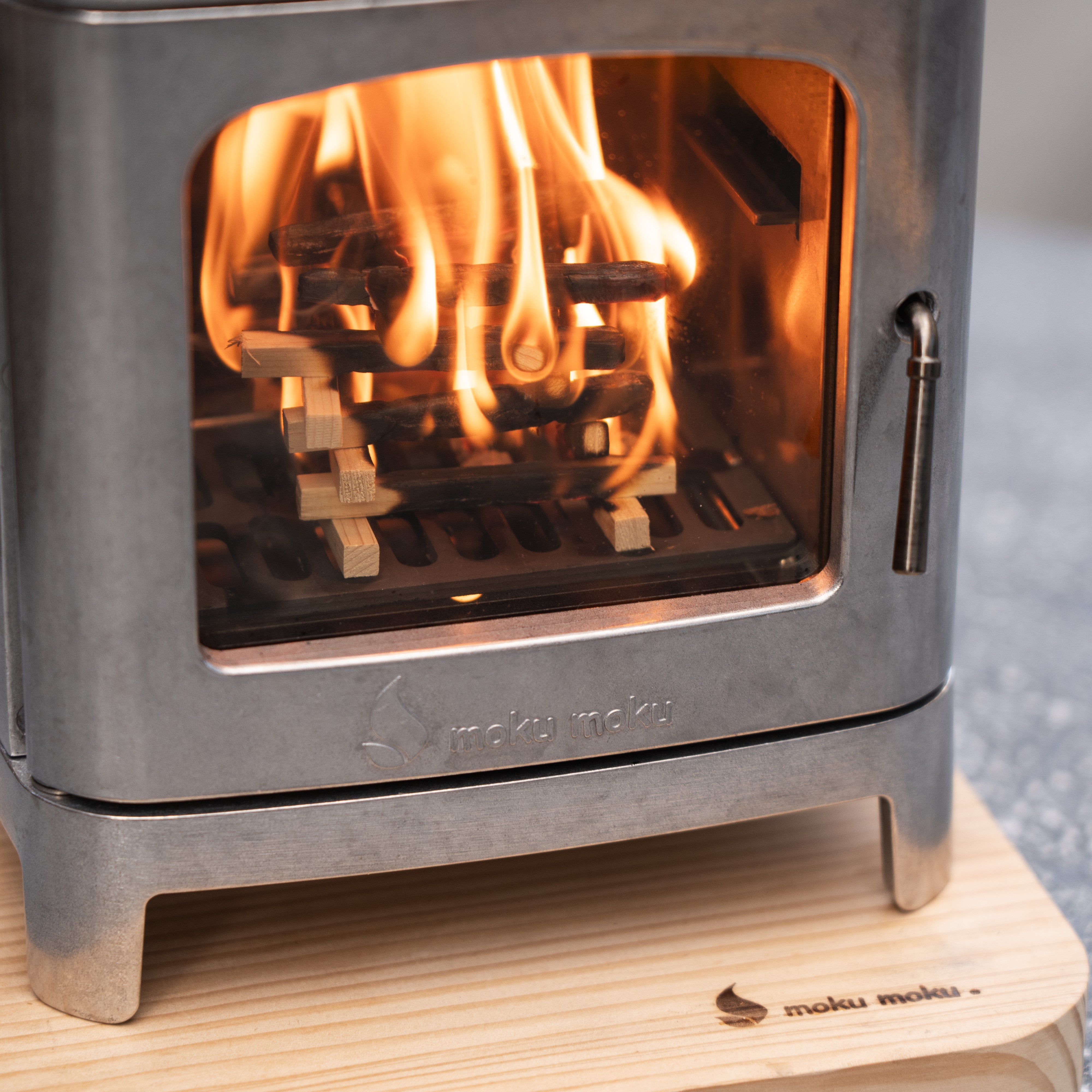 mokumoku｜ちいさなまきストーブコンロ｜本格調理もできる癒しのミニ薪