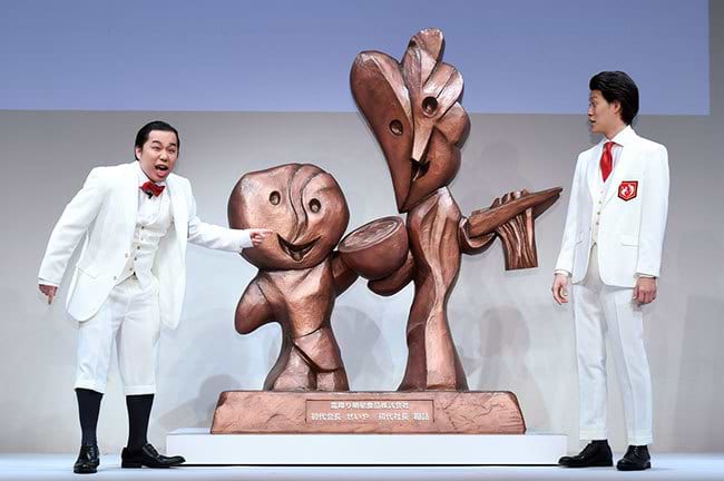 霜降り明星 岡本太郎 NEW ERA 霜降りせいや 霜降り粗品 霜降り明星