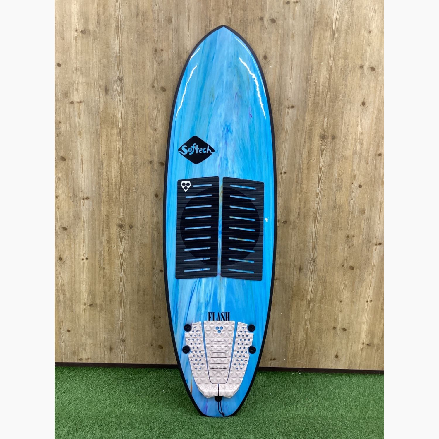 Softech FLASH 5'7 フィンセット Softech FLASH 5'7 フィンセット