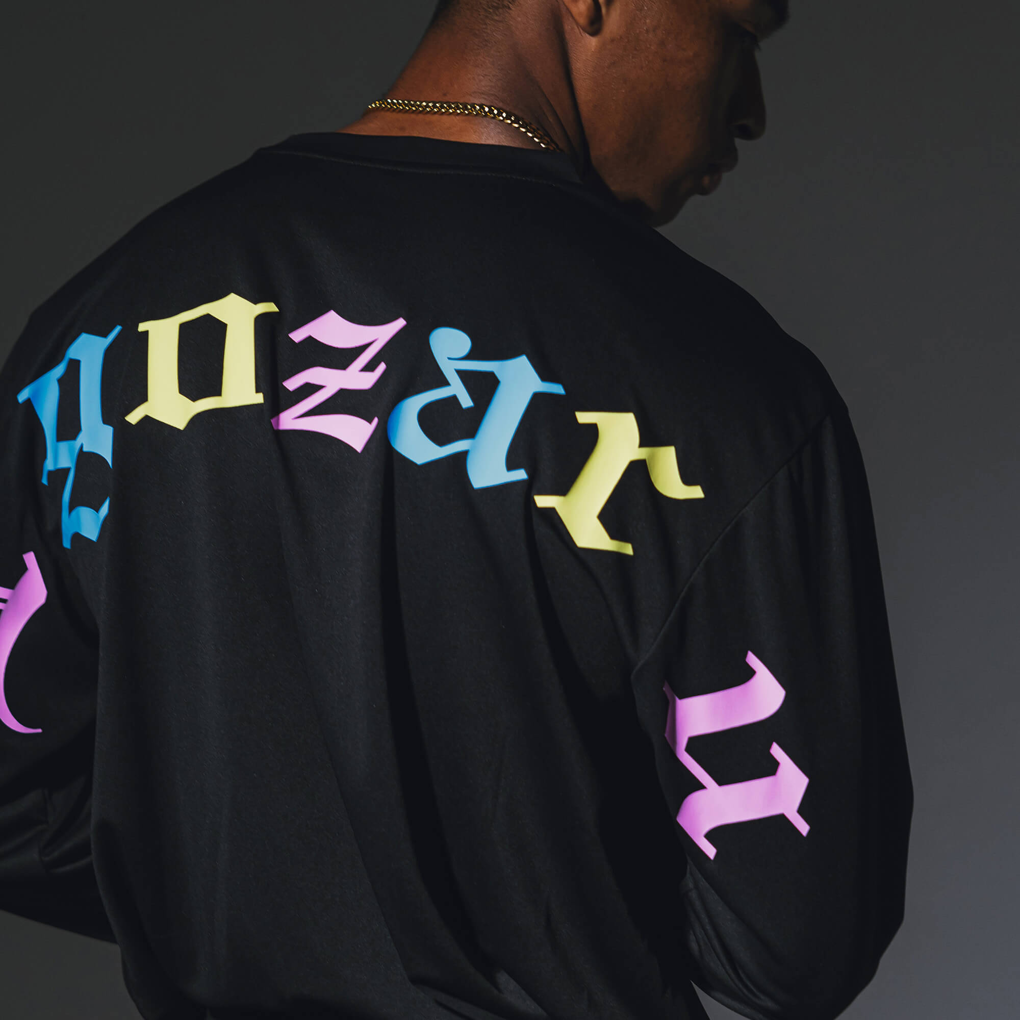 マルチカラーオーバーサイズドロングスリーブTシャツ(EZBH) – EGOZARU