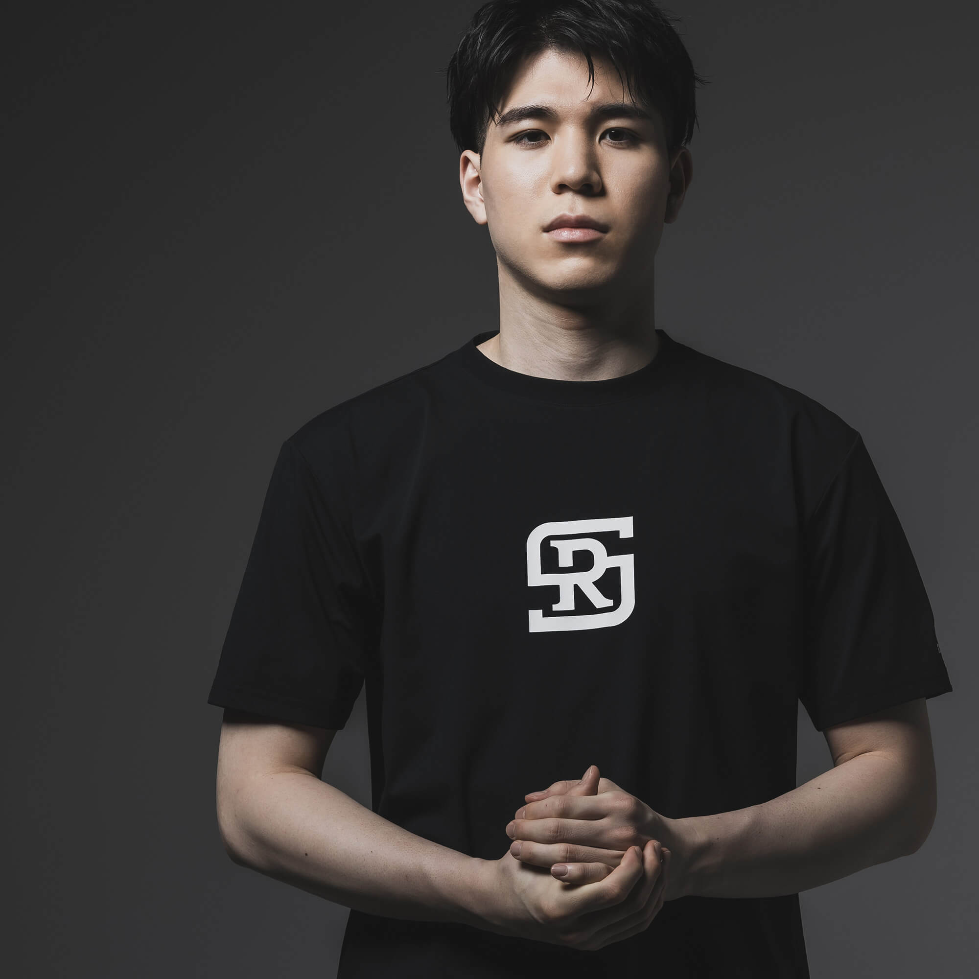 RIKU］RSロゴTシャツ – EGOZARU ONLINE STORE | エゴザル公式