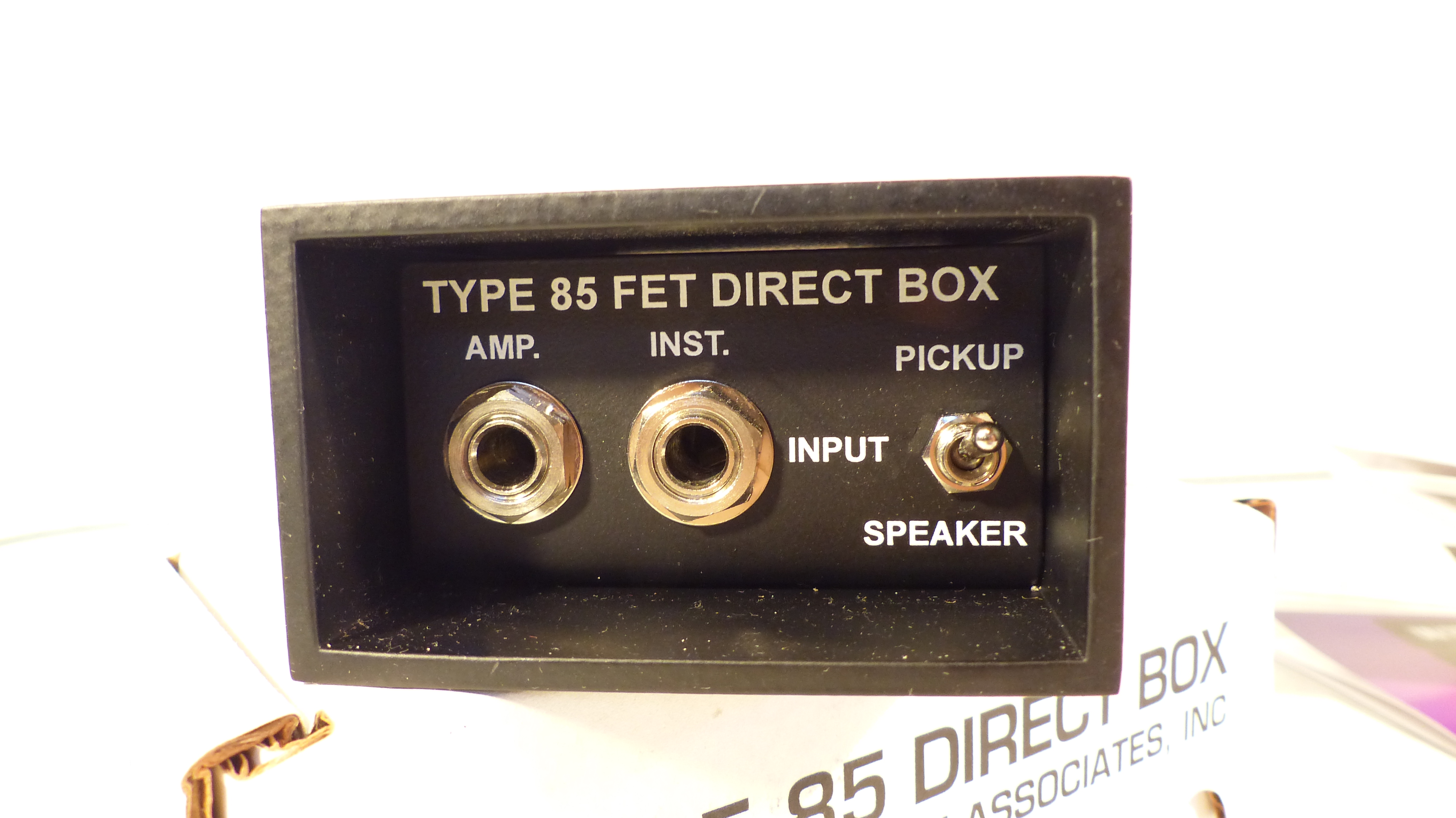 カントリーマン_TYPE85_ダイレクトボックス_ベースDIの写真撮影会