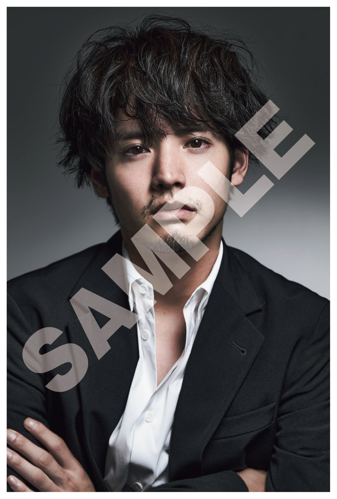 俳優・赤楚衛二「『A』×『E』写真展 2024」全国4ヶ所で開催！限定