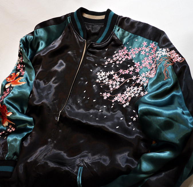 花旅楽団 [ 桜金魚 ] 刺繍 リバーシブルスカジャン SSJ-034 ブラック