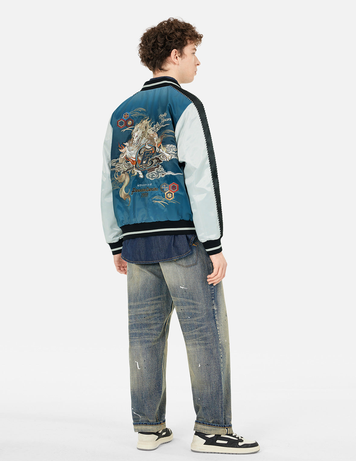 白沢刺繍レギュラーフィットスカジャン – EVISU