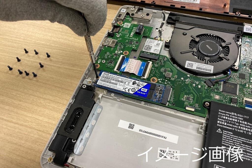 東芝ノートパソコンアップグレード、dynabook T65/DG にクローンした