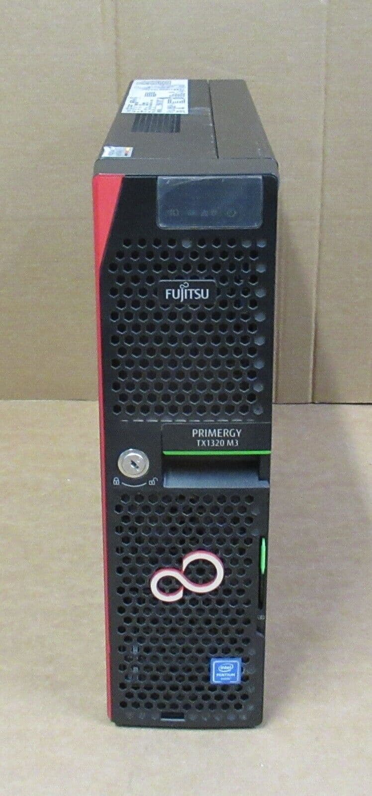 富士通 PRIMERGY TX1320 M3 4GB×2枚 E3-1230v6 1TB×2枚 [中古サーバ