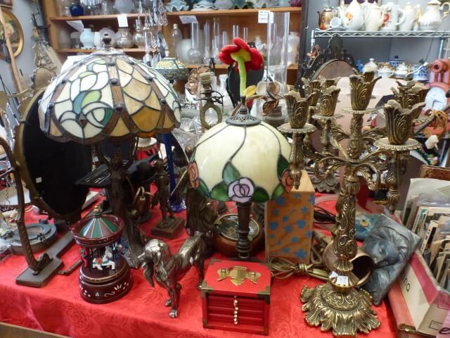 フィレンツェで毎日開催！蚤の市で掘り出し物アンティークを探そう