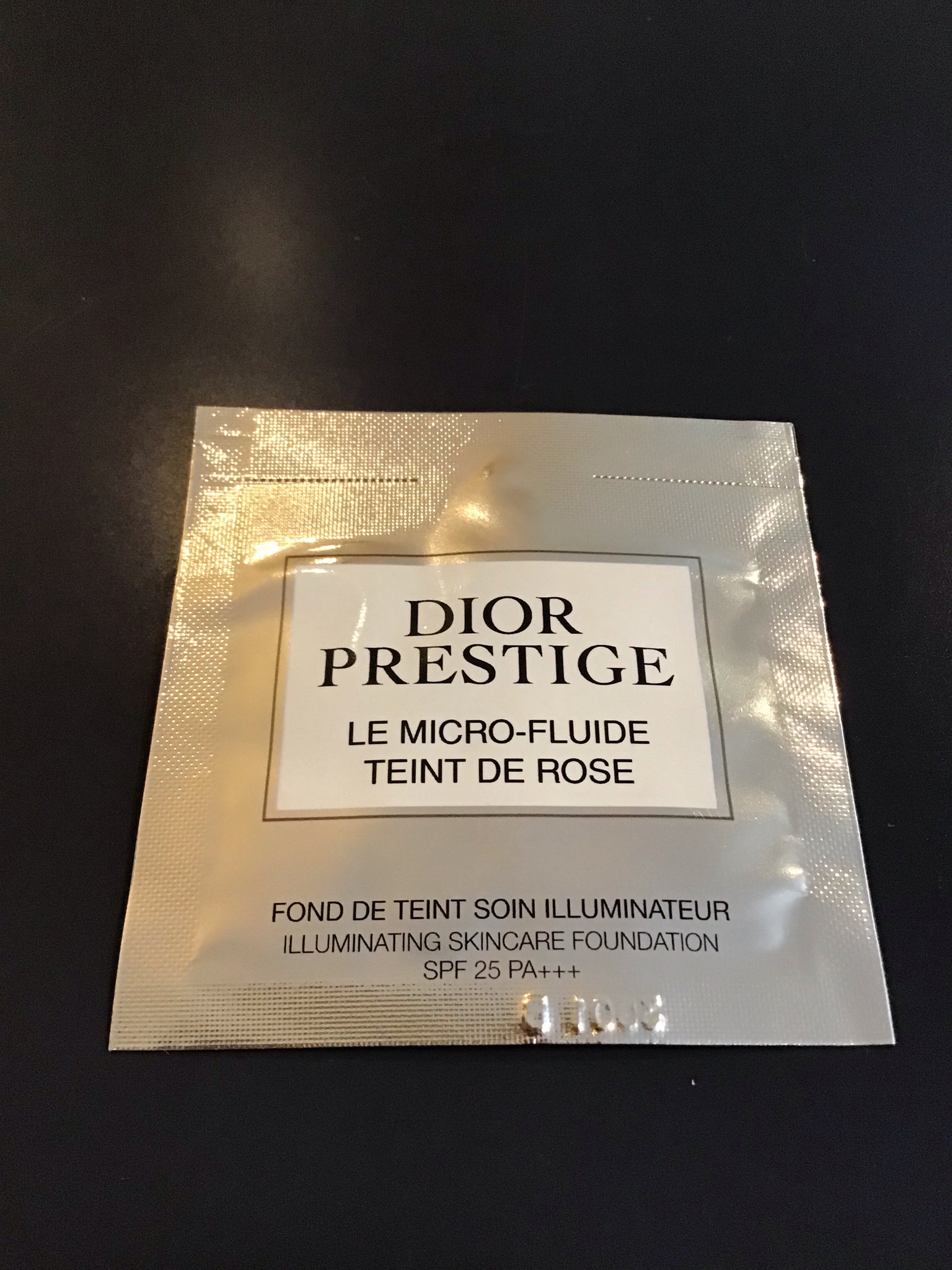 ディオール / プレステージ ル フルイド タン ドゥ ローズの公式商品