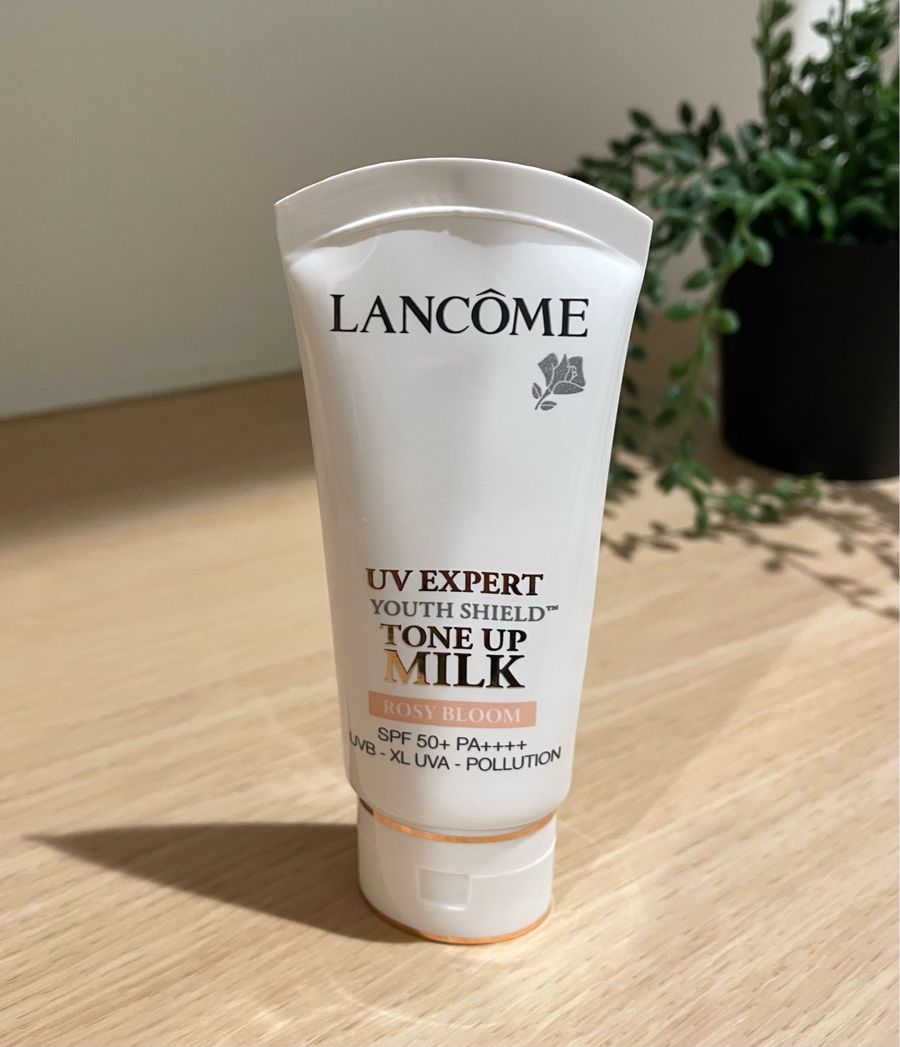 ランコム / UV エクスペール トーン アップ ローズ 30mlの公式商品情報