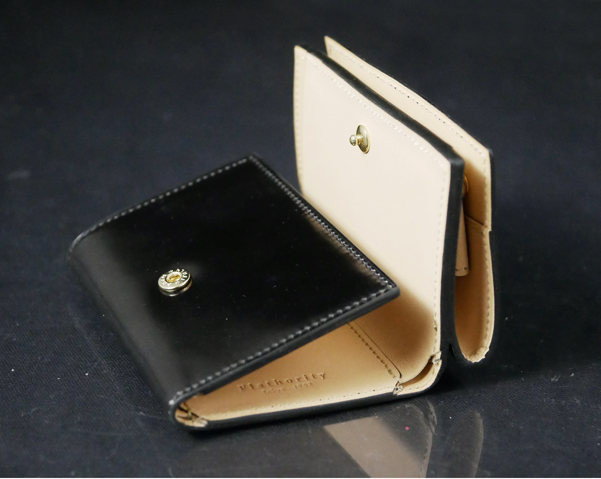 シェルコードバン三つ折りミニマムウォレット - Flathority