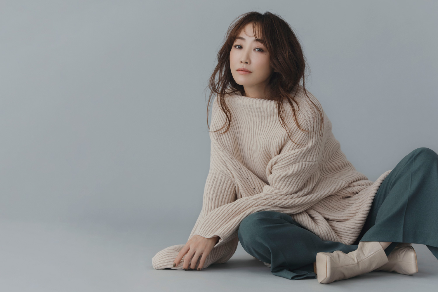 大人の今こそ、“好きな服”」神崎 恵さんのきれいをつくる、冬のワード