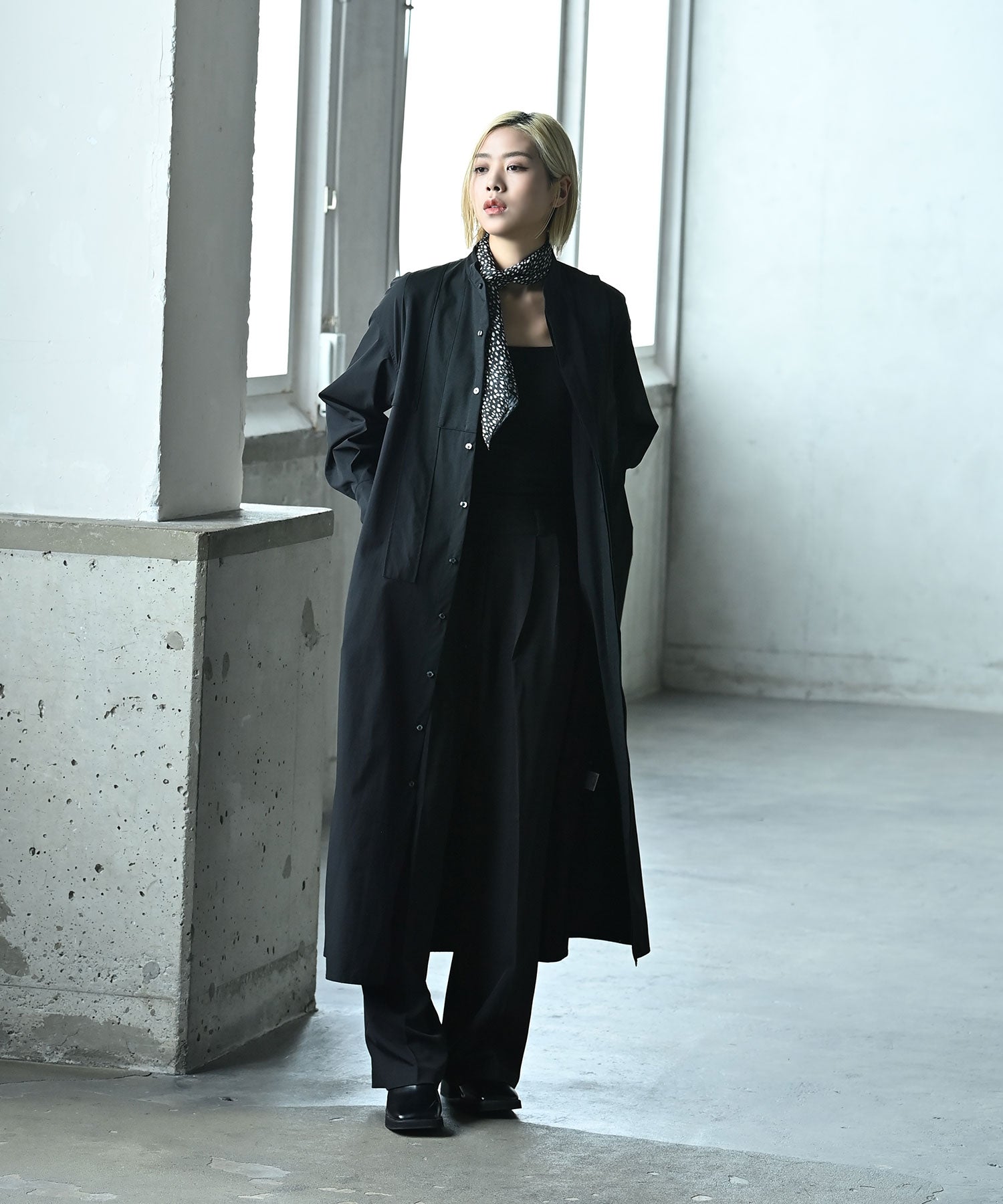 モノクロームミックスロングシャツ – funda mine