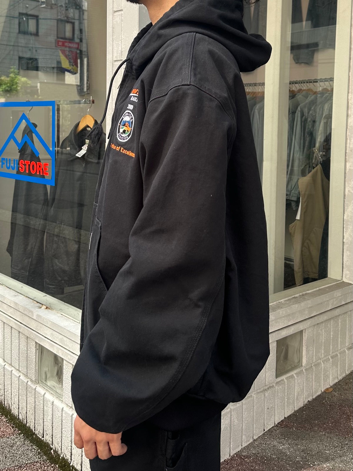 00's CARHARTT「J131-BLK」USA製 アクティブジャケット – FUJI STORE