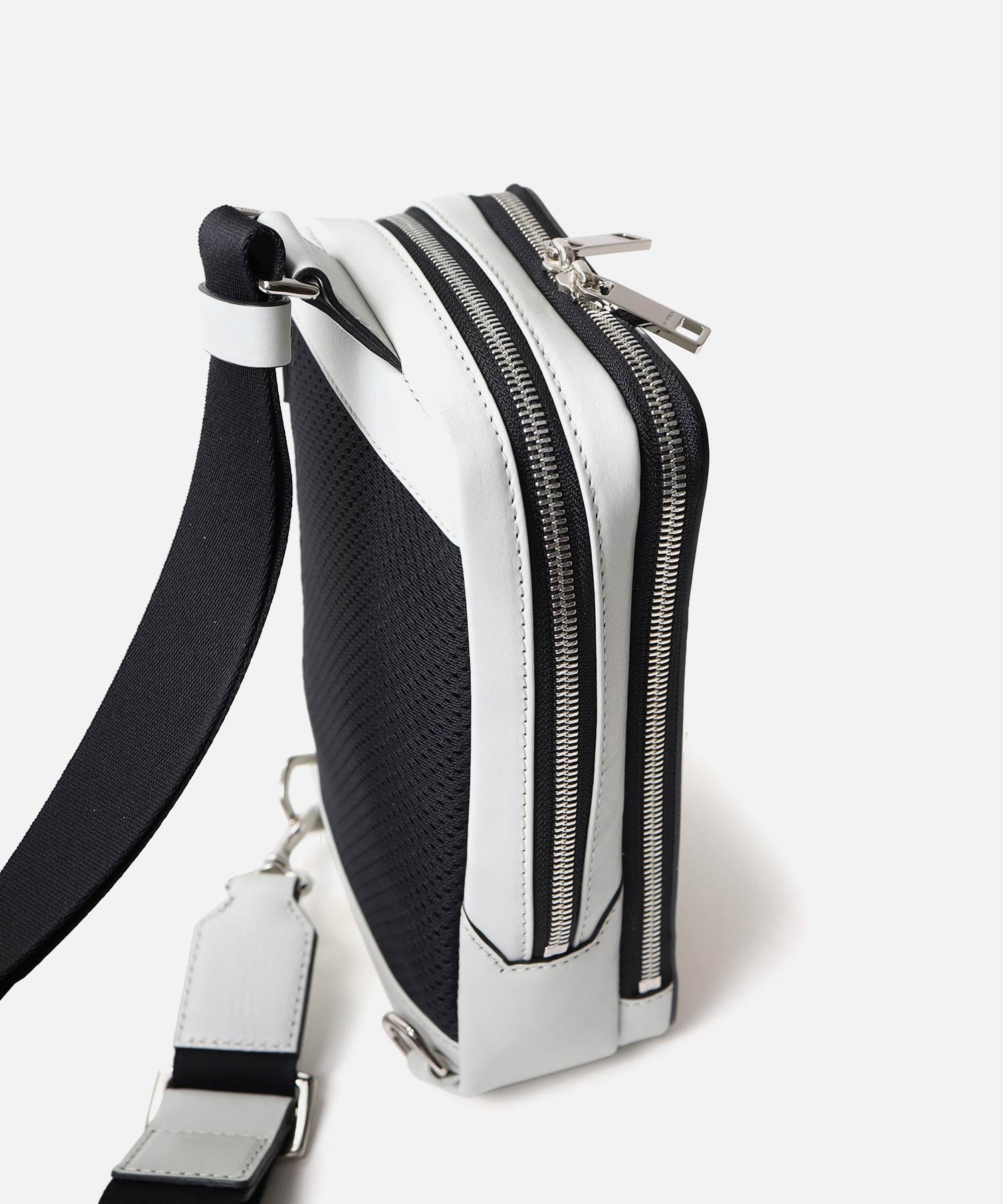 レザーワンショルダーバッグ / FUJITAKA（フジタカ）公式 / 本革