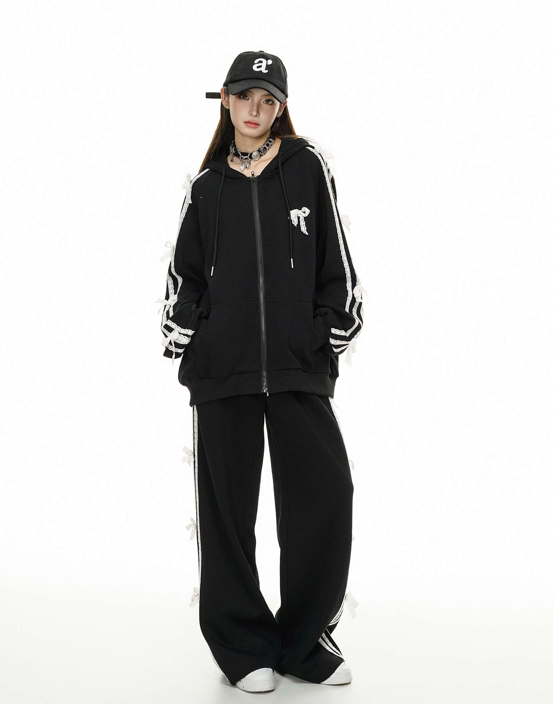 レディース スウェット 花柄レース装飾フーディセットアップ