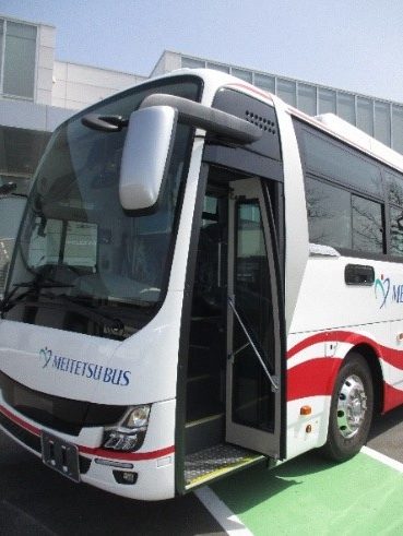 大型観光バス「エアロクィーン」「エアロエース」折戸仕様車の販売を