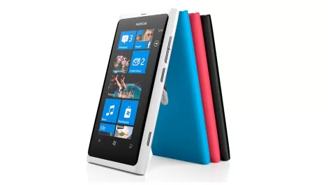 First look at Nokia's Lumia 800