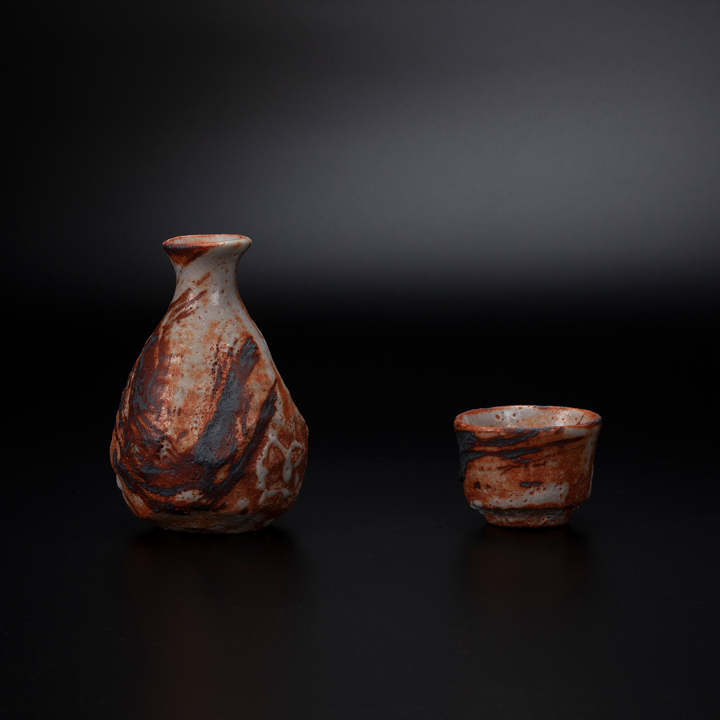 志野の徳利とぐい呑み｜侘び寂びを映す日本の高級酒器セット