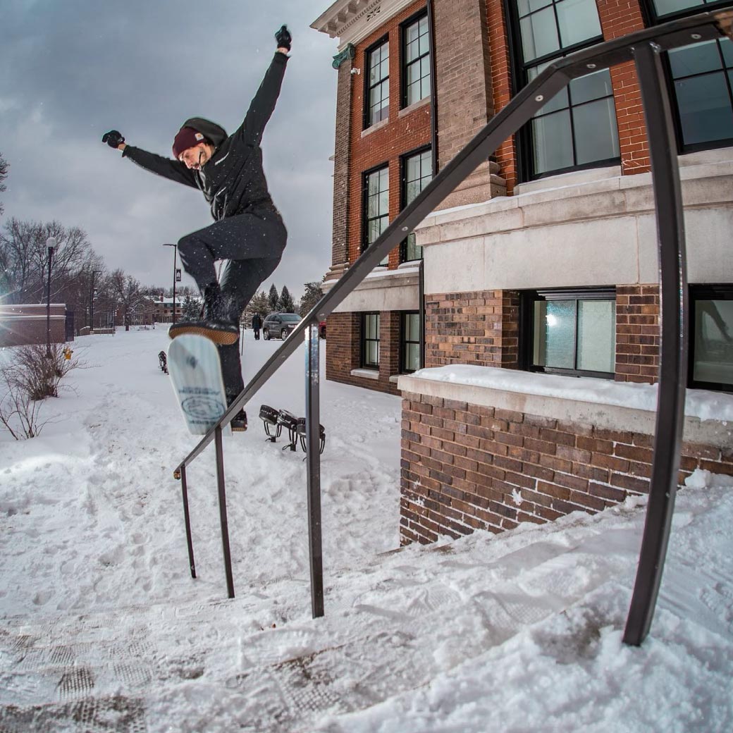 AMBITION SNOWSKATES(アンビションスノースケート)とスケートボードの