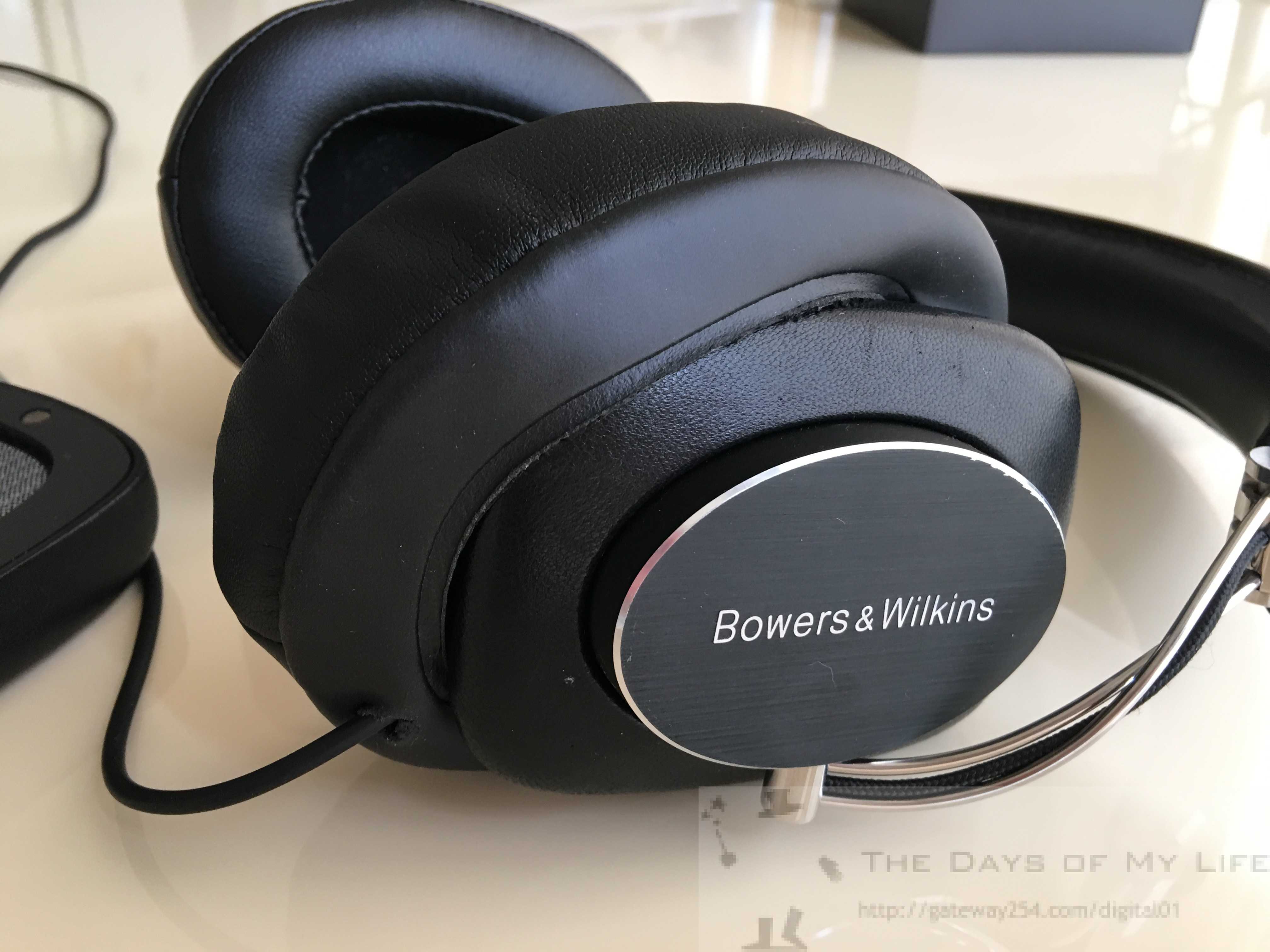 密閉型ポータブルヘッドフォンB&W P7購入1年後のレビュー | The Days