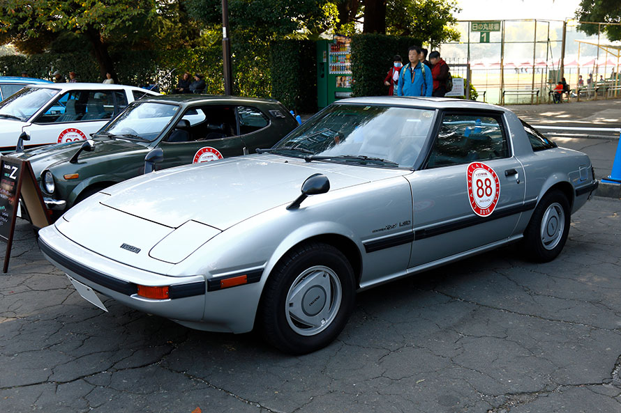 2018トヨタ博物館クラシックカー・フェスティバル in 神宮外苑】新型に