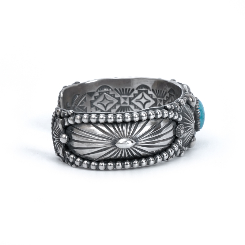 デルバートゴードンチゼルワーク4面スタンプ ヘビーゲージバングル