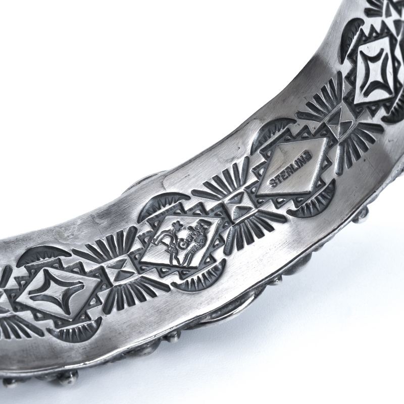 デルバートゴードンチゼルワーク4面スタンプ ヘビーゲージバングル