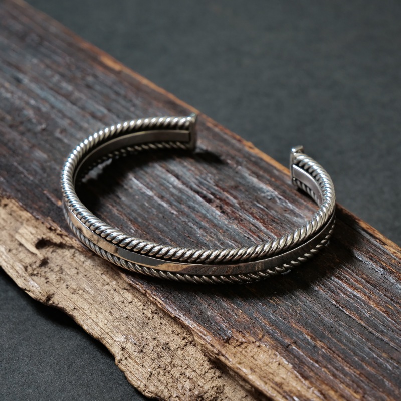 ◇size スティーブアルビソ ケーブルバングル｜マライカ公式通販