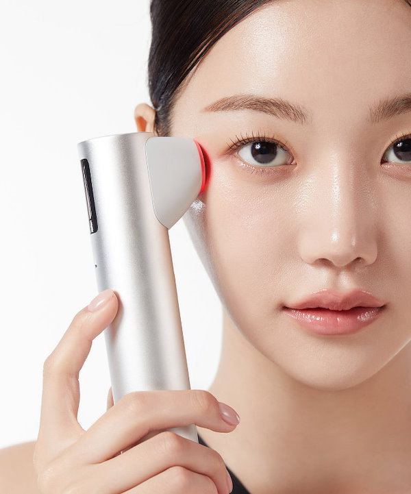 Qoo10] メディキューブ AGE-R HIGH FOCUS SHO