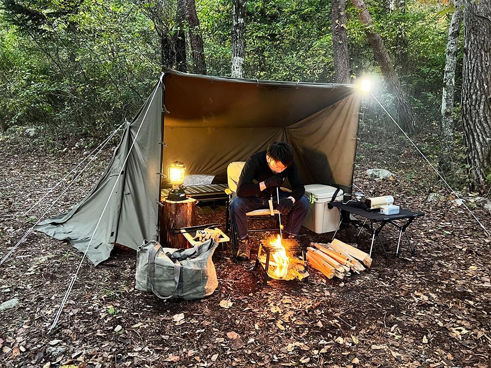 チェアもOK！広い前室の新作パップテントがFUTURE FOXより新発売