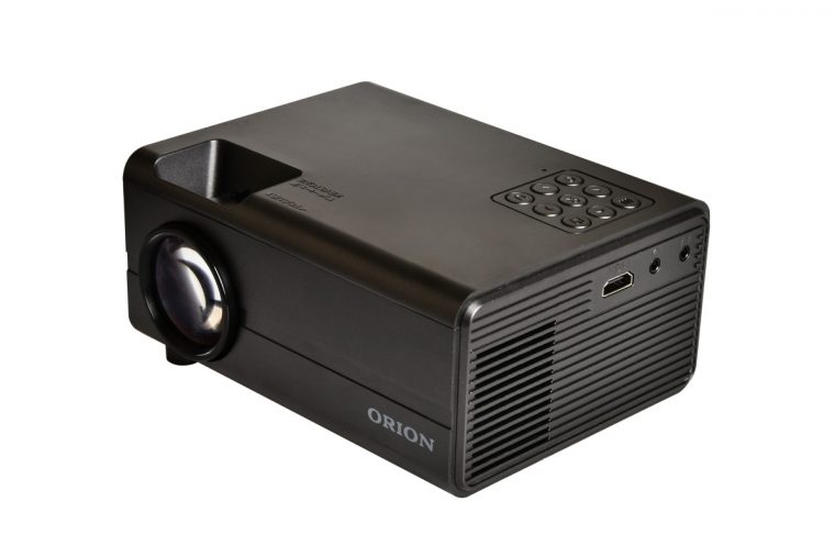 地デジもネット動画もこれ1台！ 最大150インチの大画面が楽しめる