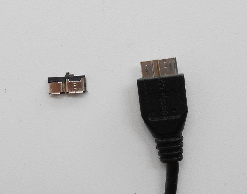 BUFFALO 外付けHDD 端子折れ・データ救出 | パソコンドック24 名古屋