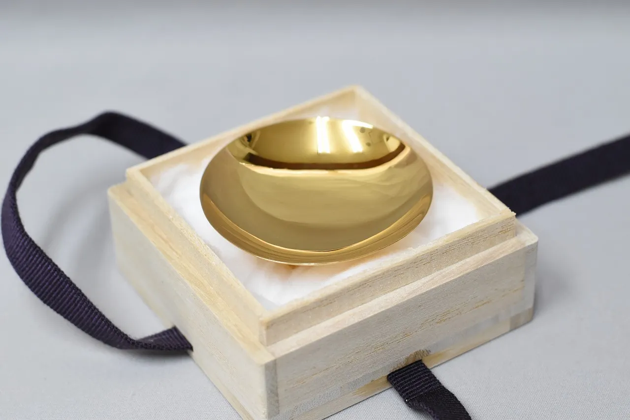 純金製 盃 ｜ 内藤銀器製作所