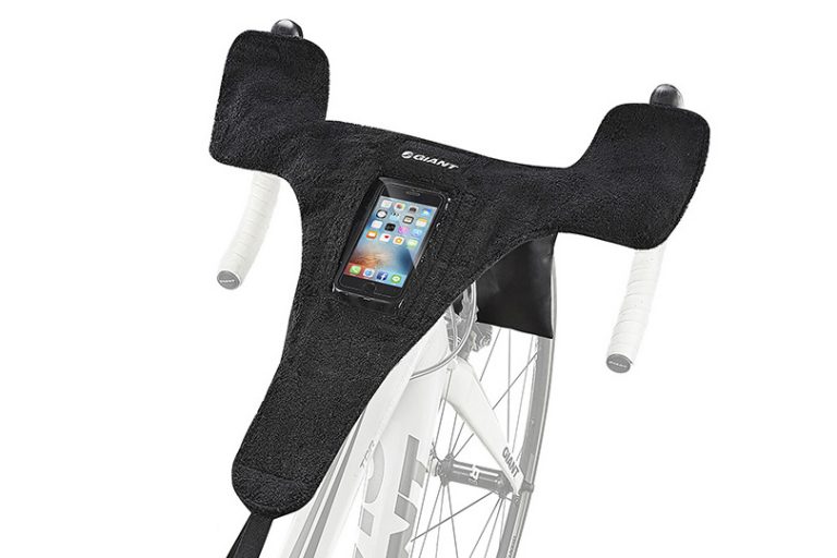 ローラー台/サイクルトレーナーで室内フィットネス！！「FLUID ST」の
