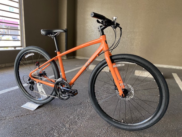 GIANT Liv サーモンピンク色 クロスバイク 700×30c GIANT Liv サーモン