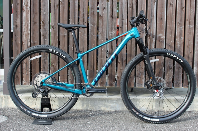 在庫ありますシリーズ その 4 マウンテンバイク「XTC SLR 29ER 1 (S