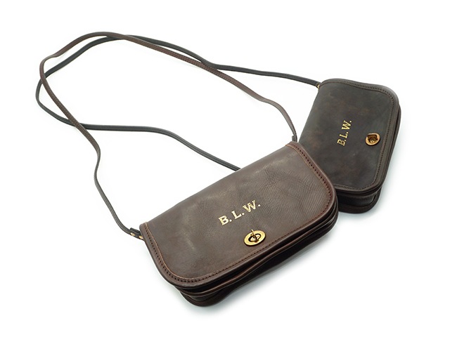 全2色【vasco/ヴァスコ】「Leather Carry Shoulder Bag/レザーキャリー