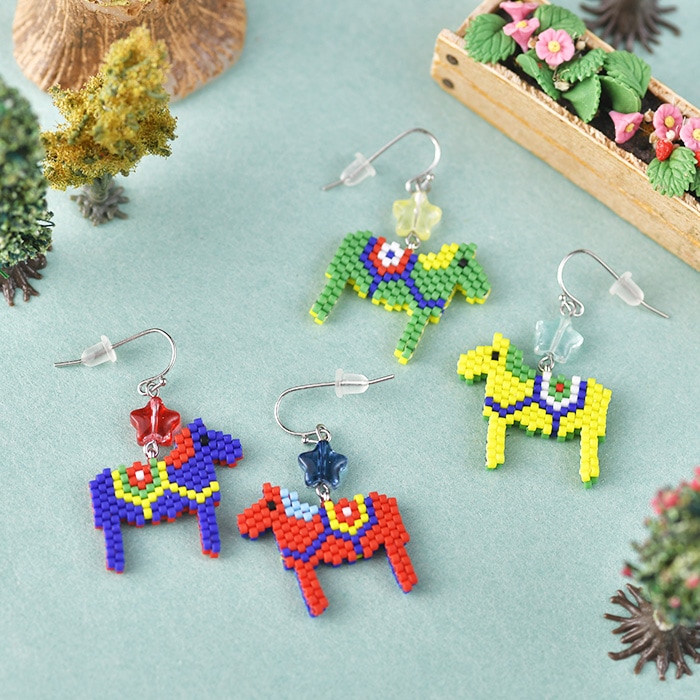 ビーズステッチで編む鈴丸ピアス＆リングセット 【作家：しのはらみわ