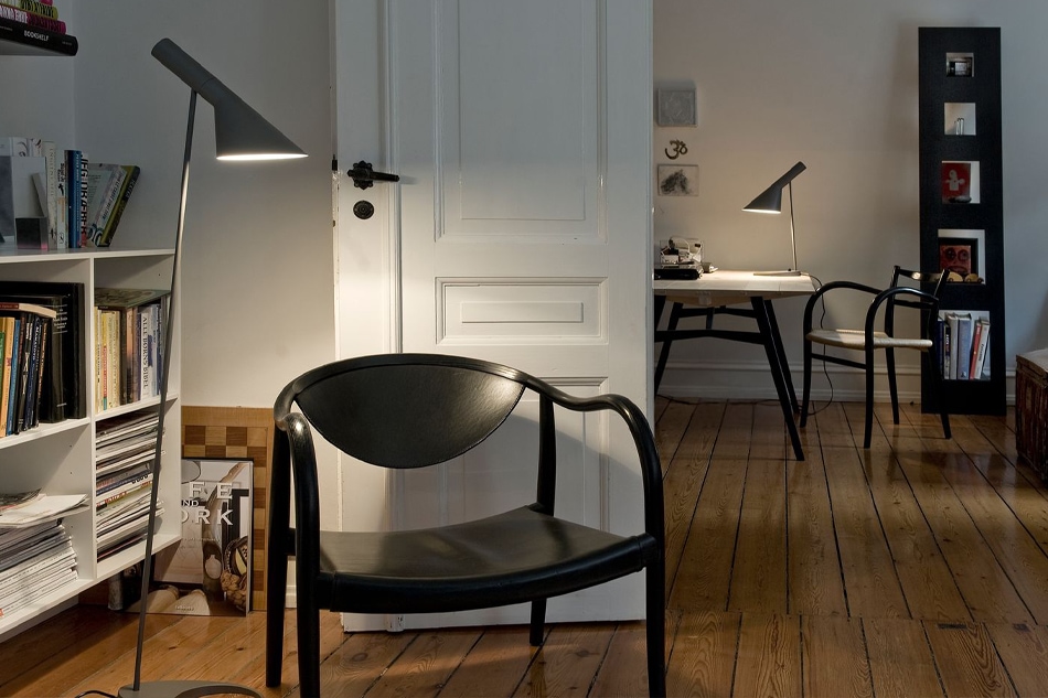 AJ Floor Lamp(エージェイ フロア ランプ）/Louis Poulsen（ルイス
