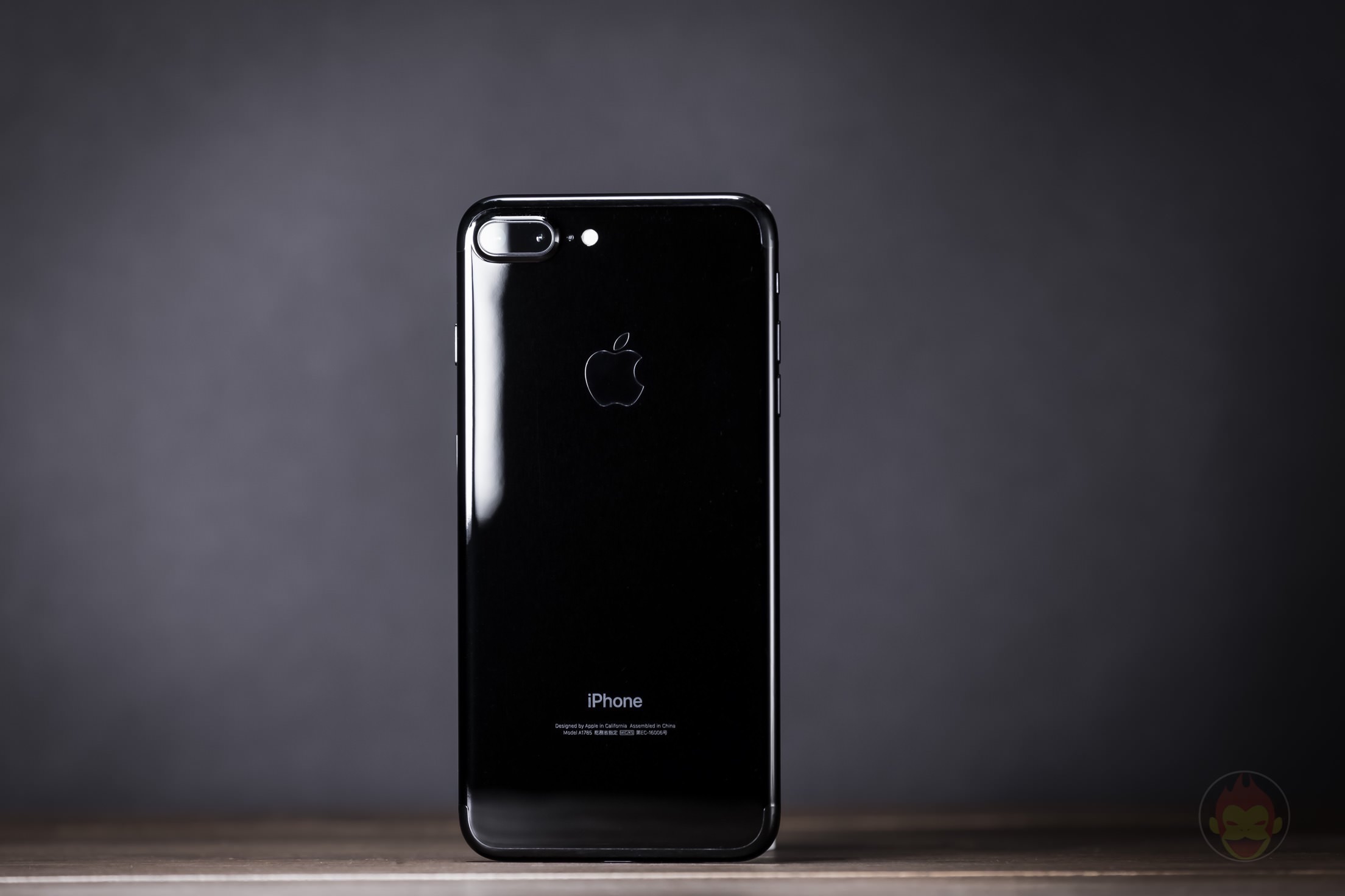iPhone 7 Plus ジェットブラックモデル 外観レビュー | ゴリミー
