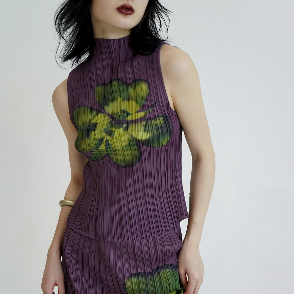 Clover Print Plum Pleated Tank Top – Glitch Cupids