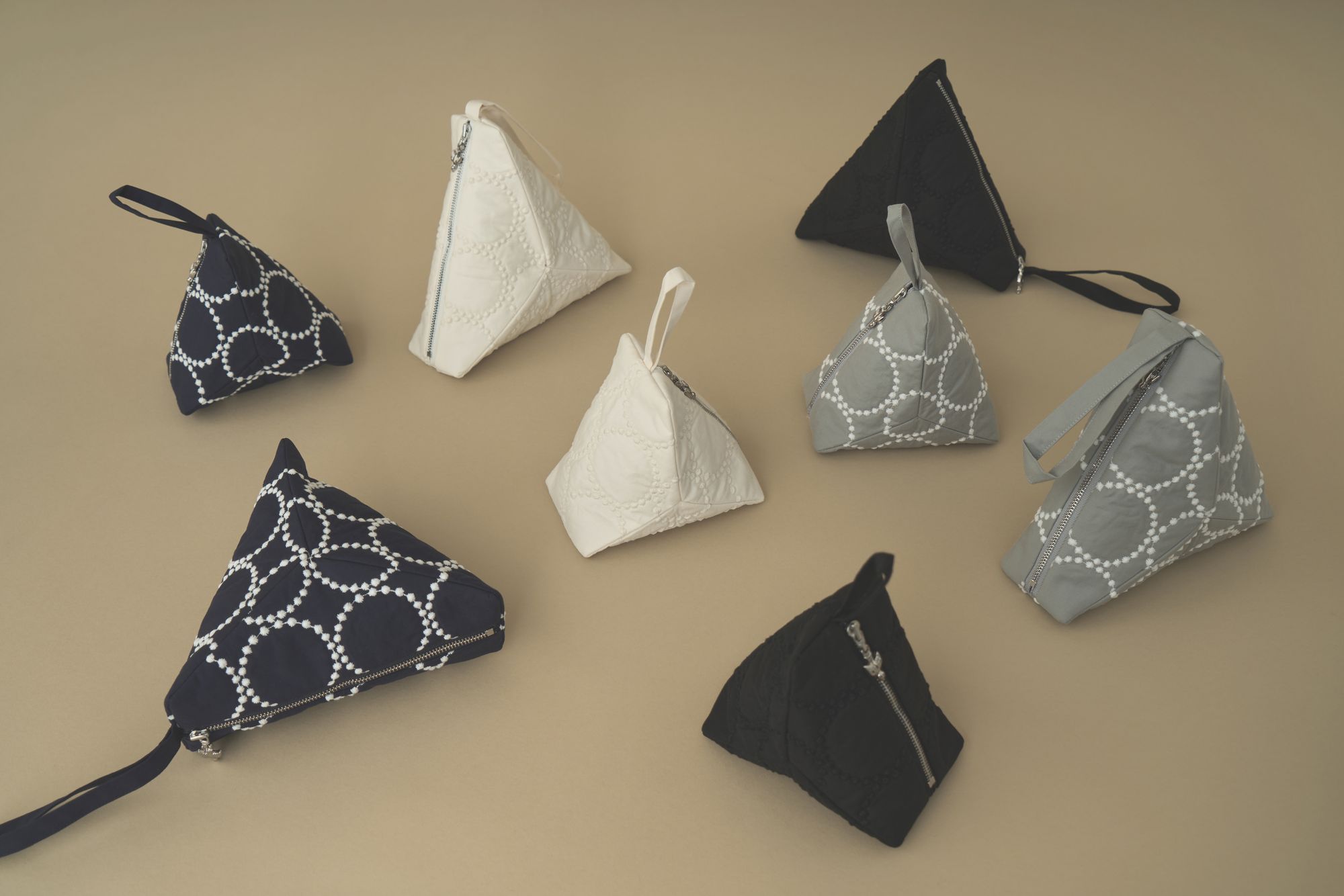 tambourine crystal pouch - minä perhonen