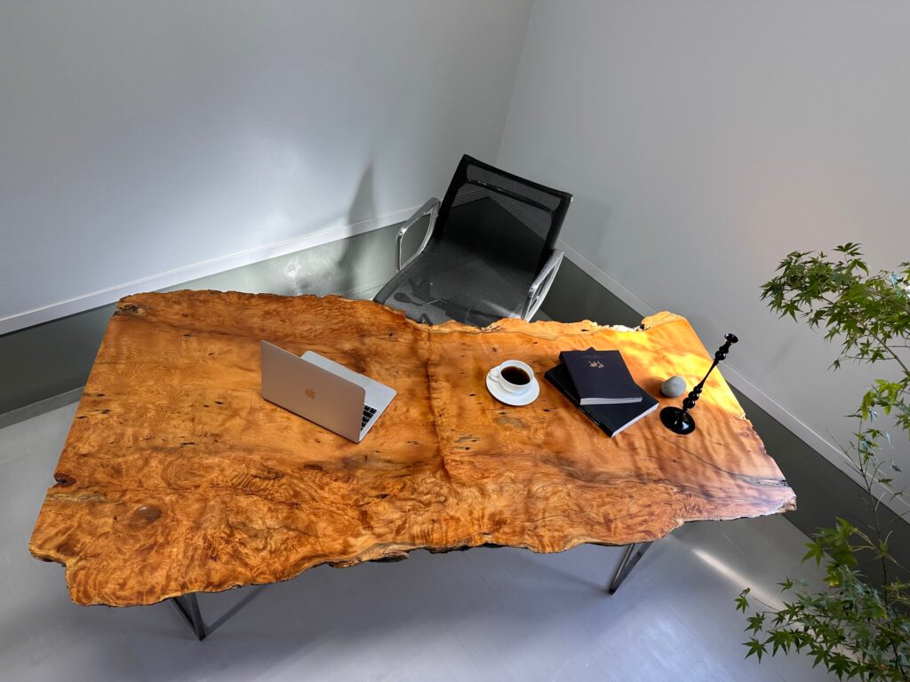 屋久杉虎瘤杢入り一枚板 GR51 | GRAXEN JAPAN