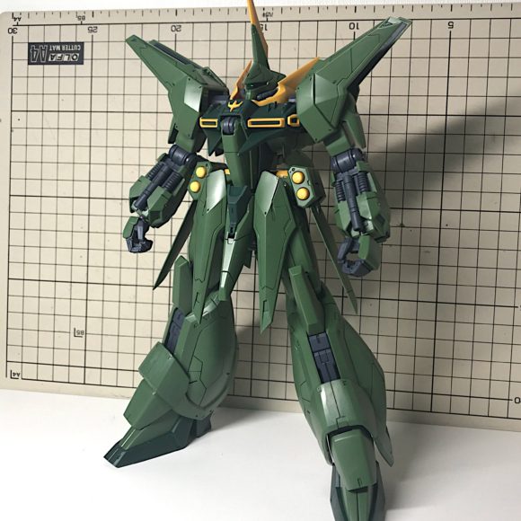 RE/100 量産型バウ 製作・完成品レビュー - 初心者でもできる